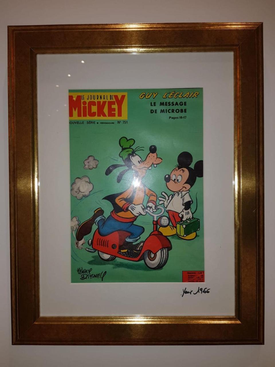 72 - Mermoz Mickey Mouse باريس المظهر الخارجي الصورة